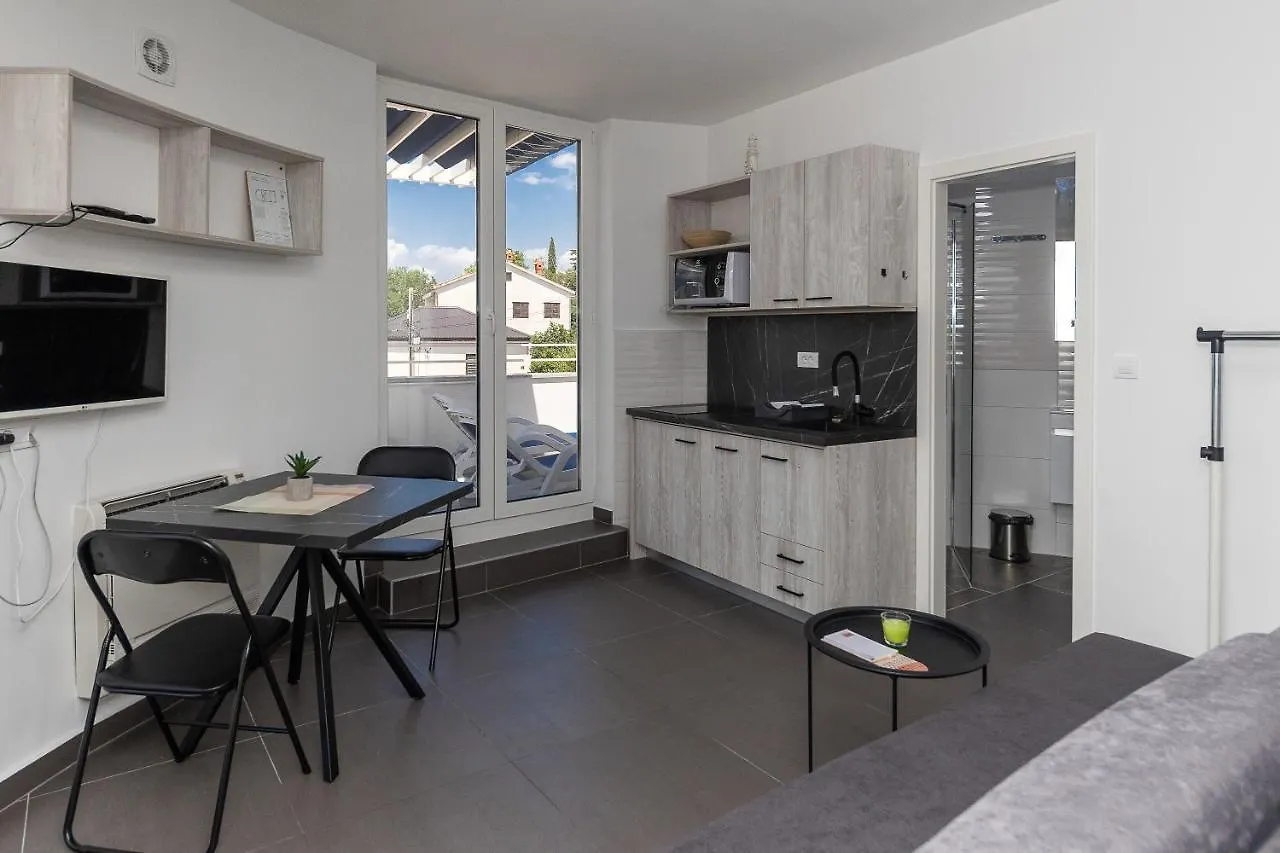 Villa Pellio Selce Apartment