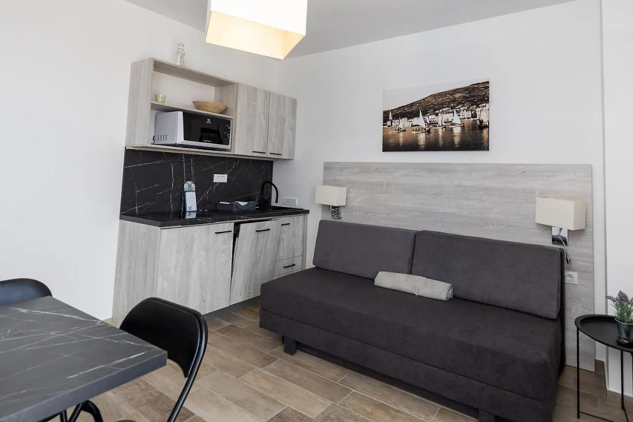 Apartment Villa Pellio Selce